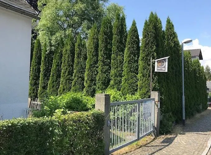 Loftcamp Grossmann Kemp *